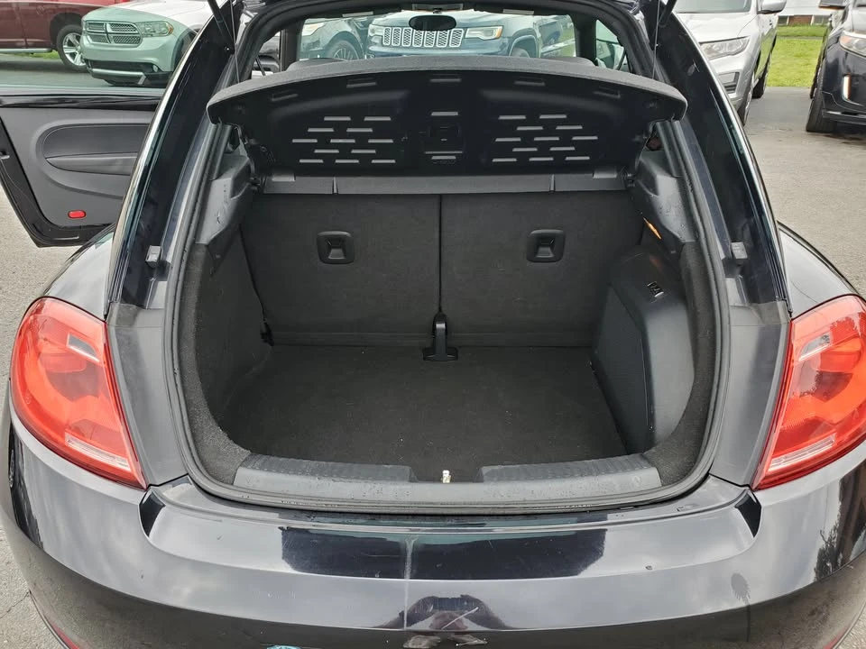 2012 Volkswagen A5 Beetle - Image 12 of 16
