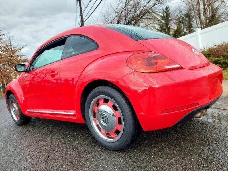 2012 Volkswagen A5 Beetle - Image 7 of 12