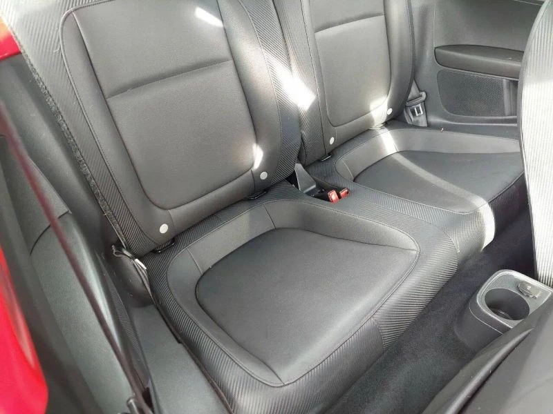 2012 Volkswagen A5 Beetle - Image 6 of 12