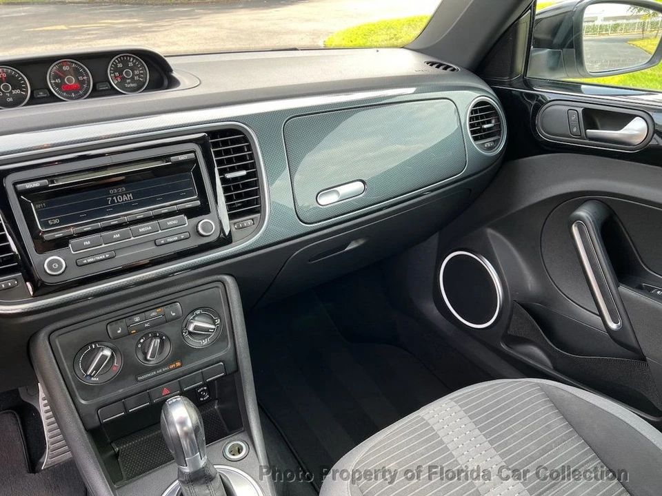 2012 Volkswagen A5 Beetle - Image 8 of 12