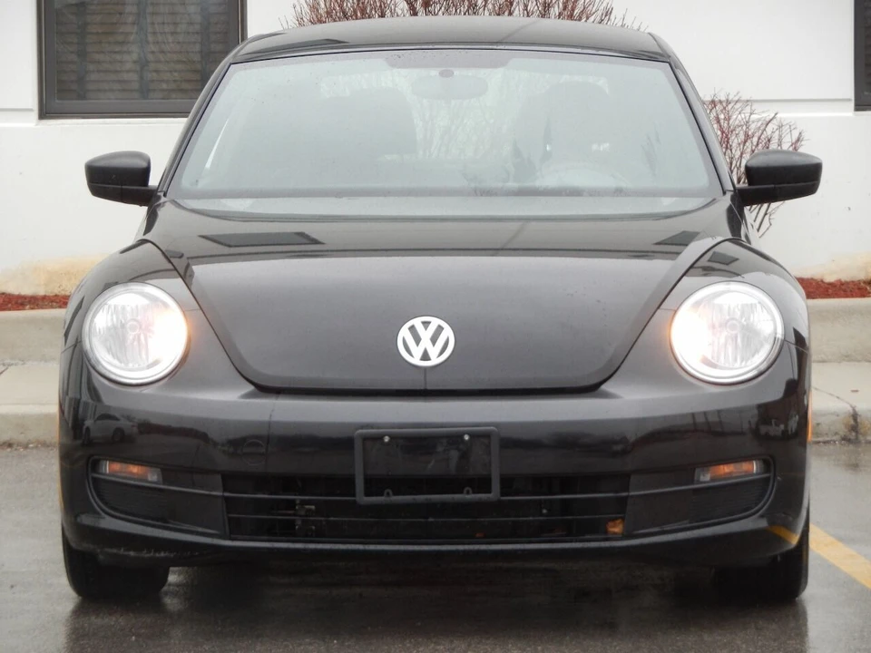 2012 Volkswagen A5 Beetle - Image 7 of 12