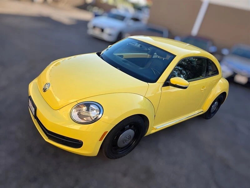 2012 Volkswagen A5 Beetle - Image 12 of 17