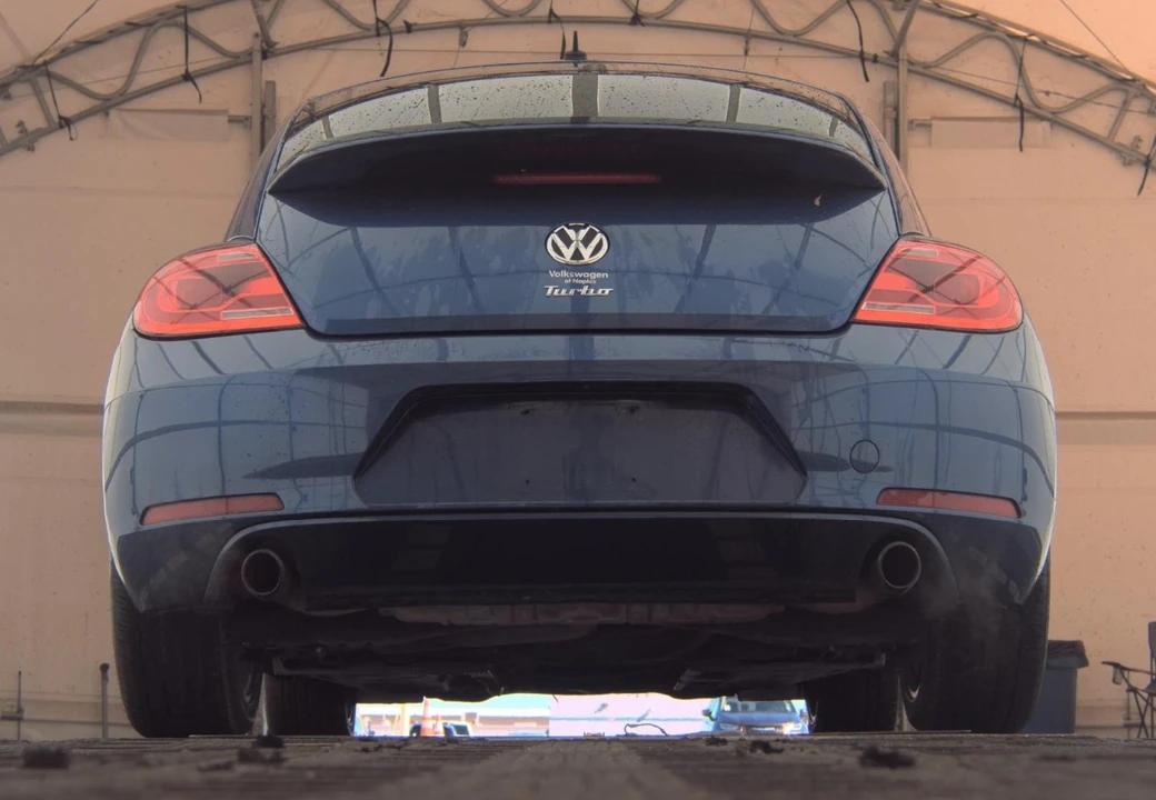 2012 Volkswagen A5 Beetle - Image 7 of 12
