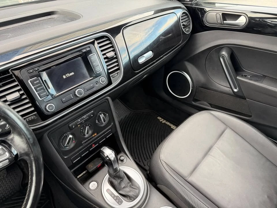 2012 Volkswagen A5 Beetle - Image 11 of 20
