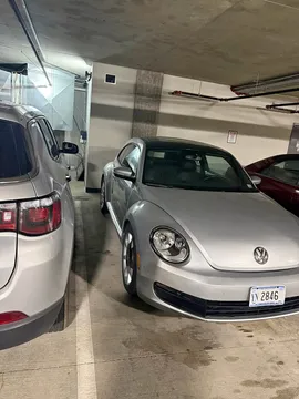 2012 Volkswagen Beetle Hatchback 2D