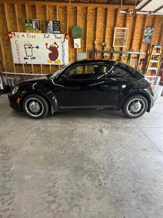 2012 Volkswagen A5 Beetle - Image 3 of 9