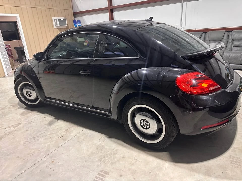 2012 Volkswagen A5 Beetle - Image 5 of 13
