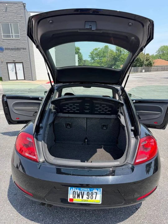 2012 Volkswagen A5 Beetle - Image 11 of 14
