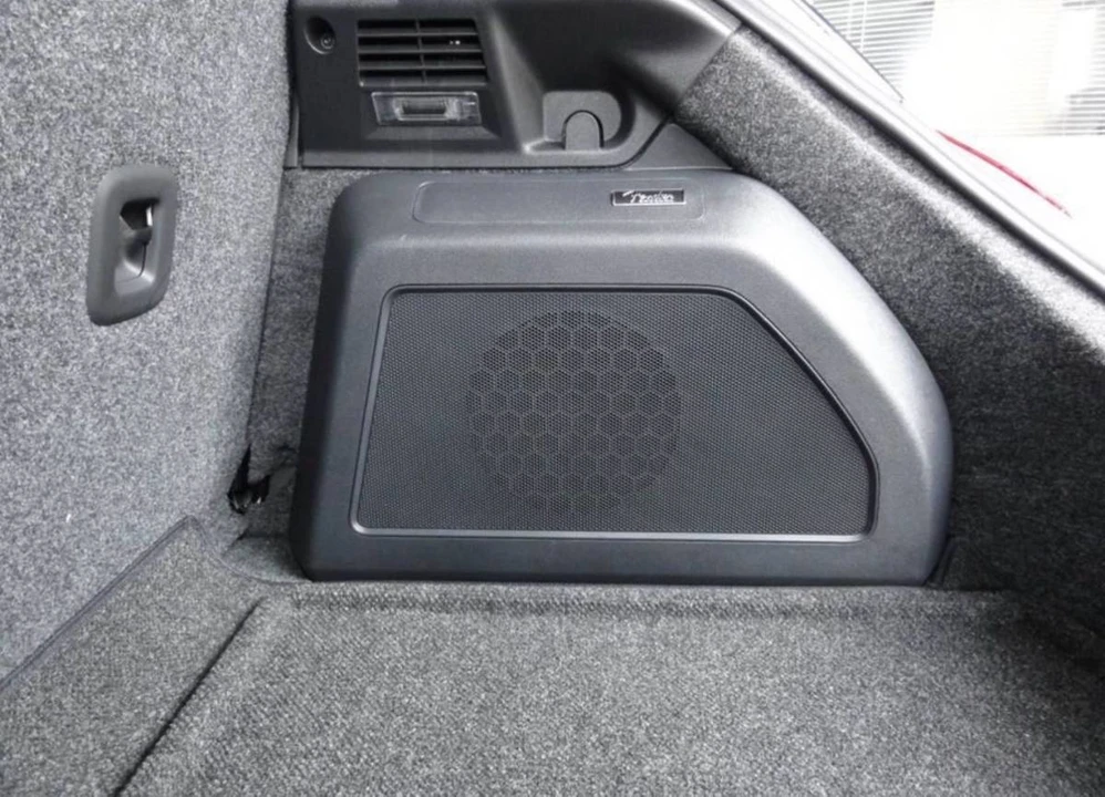 2012 Volkswagen A5 Beetle - Image 2 of 4
