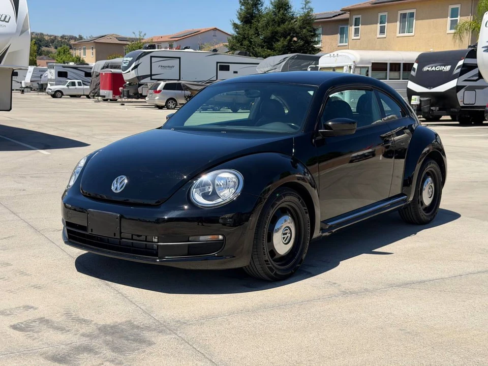 2012 Volkswagen A5 Beetle - Image 2 of 13