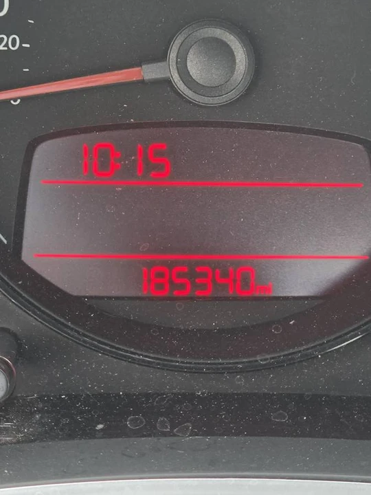 2012 Volkswagen A5 Beetle - Image 10 of 10