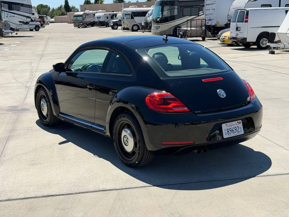2012 Volkswagen A5 Beetle - Image 7 of 13