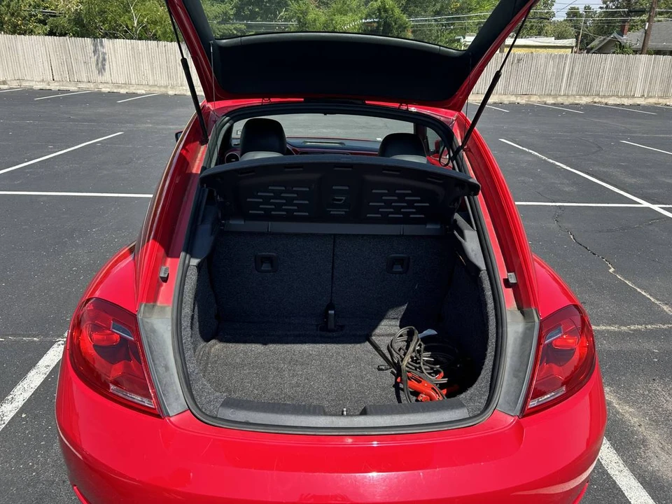 2012 Volkswagen A5 Beetle - Image 8 of 14