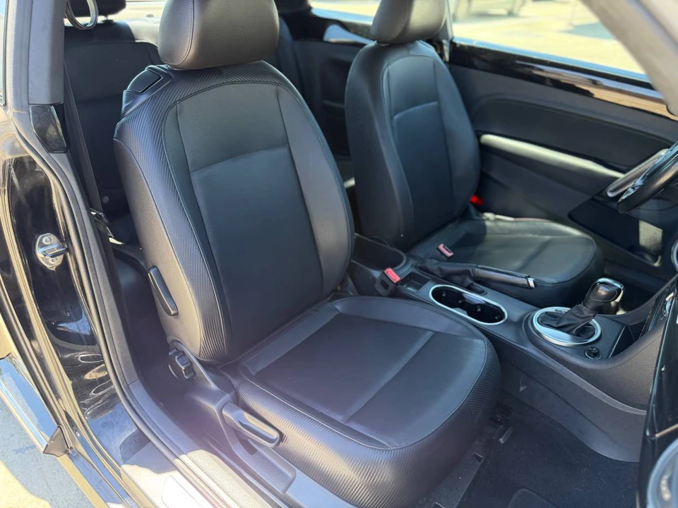 2012 Volkswagen A5 Beetle - Image 11 of 13