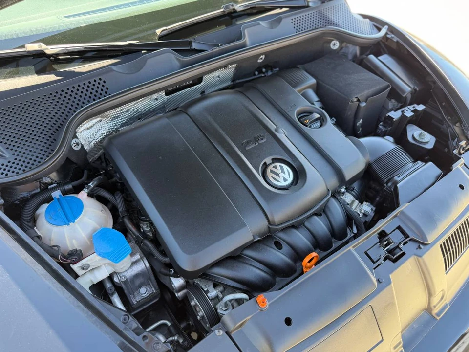 2012 Volkswagen A5 Beetle - Image 13 of 13