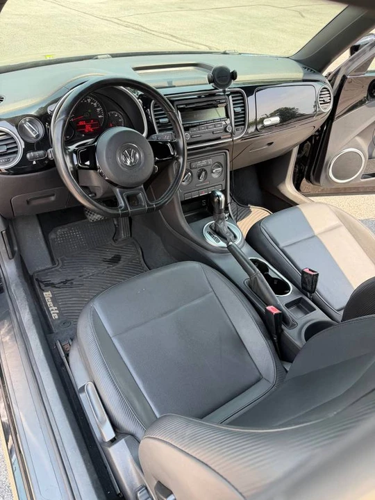 2012 Volkswagen A5 Beetle - Image 10 of 14