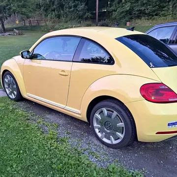 2012 Volkswagen Beetle Fender