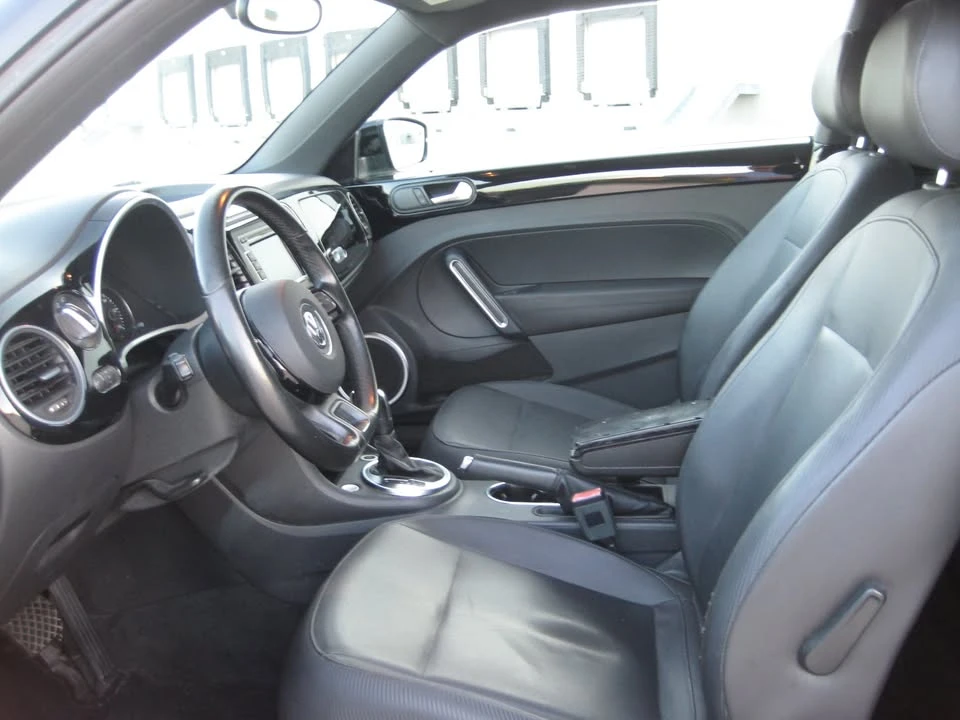 2012 Volkswagen A5 Beetle - Image 9 of 19
