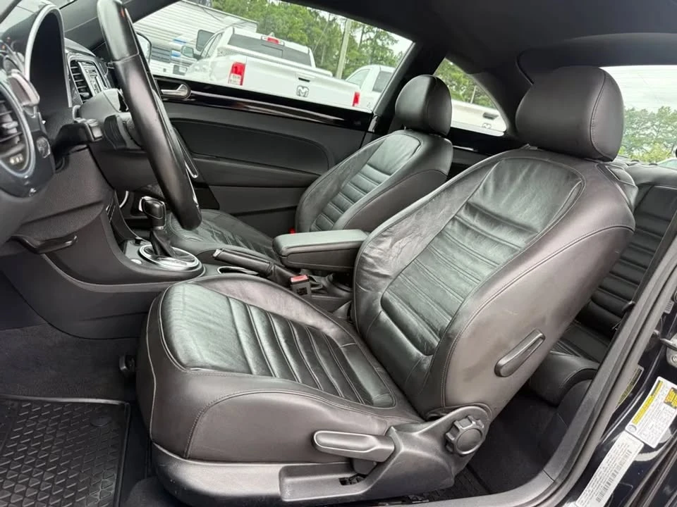 2012 Volkswagen A5 Beetle - Image 14 of 20