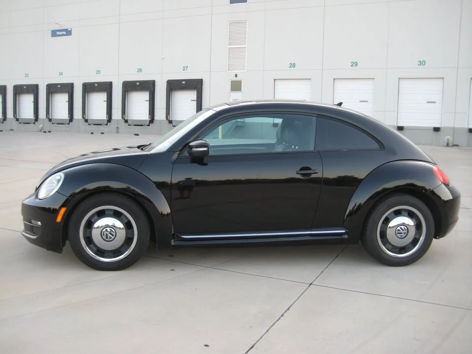 2012 Volkswagen A5 Beetle - Image 2 of 19