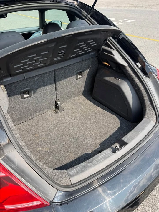 2012 Volkswagen A5 Beetle - Image 10 of 10
