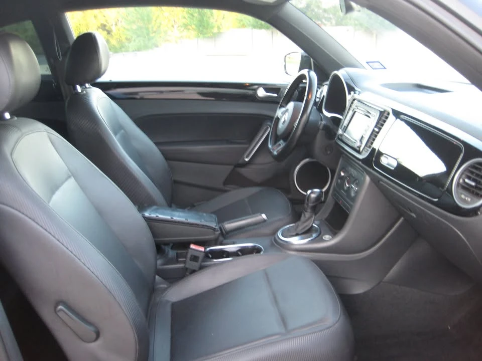 2012 Volkswagen A5 Beetle - Image 13 of 19