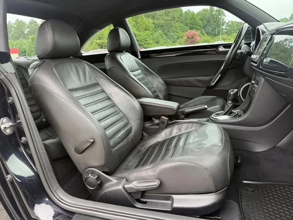 2012 Volkswagen A5 Beetle - Image 18 of 20