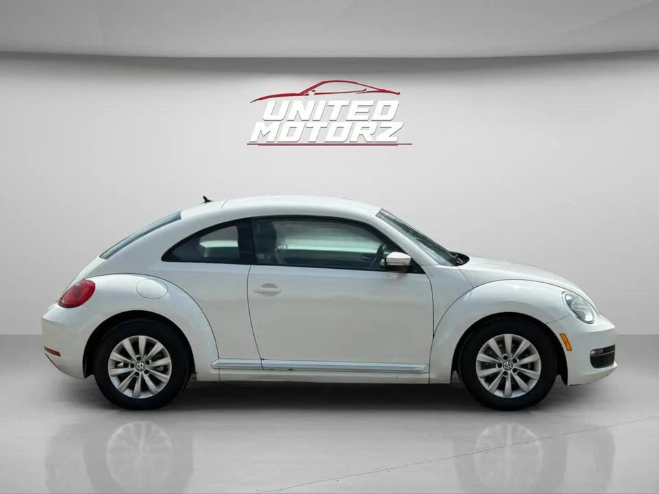 2012 Volkswagen A5 Beetle - Image 5 of 20