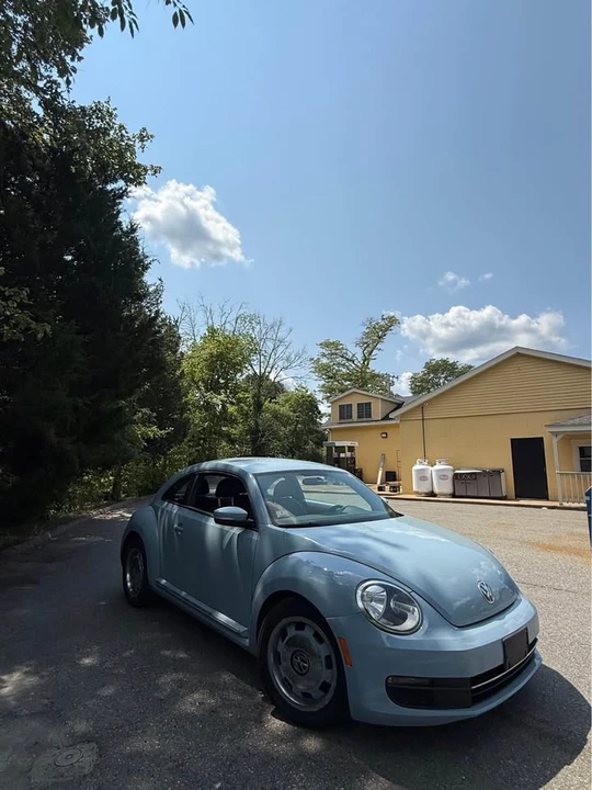 2012 Volkswagen A5 Beetle - Image 2 of 5