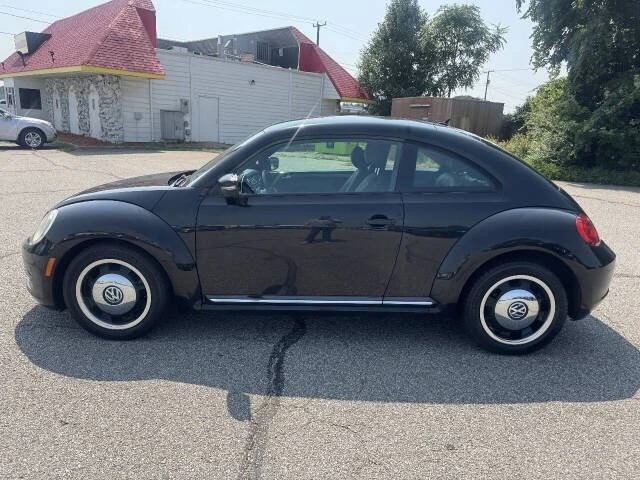 2012 Volkswagen A5 Beetle - Image 6 of 12