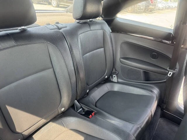 2012 Volkswagen A5 Beetle - Image 2 of 12