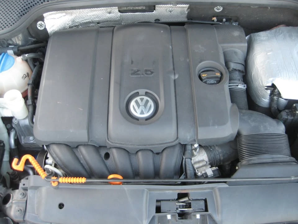 2012 Volkswagen A5 Beetle - Image 18 of 19