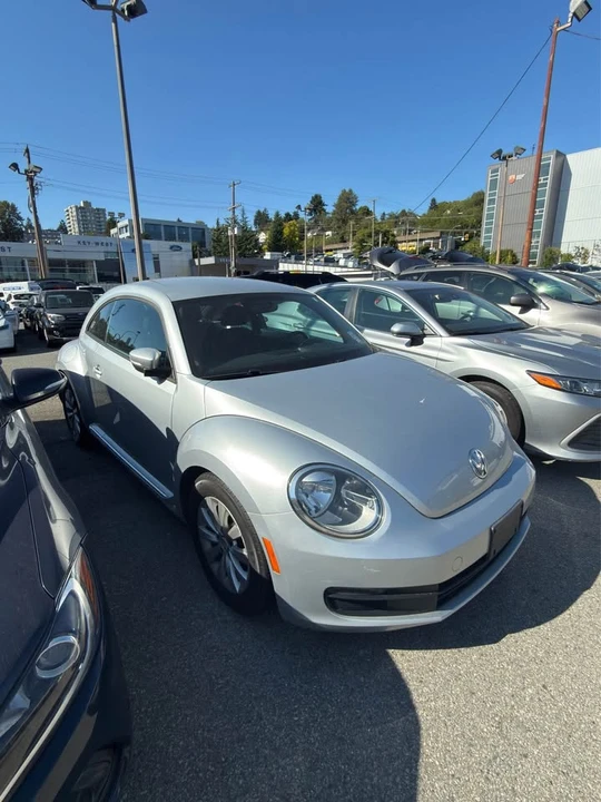 2012 Volkswagen A5 Beetle - Image 6 of 8
