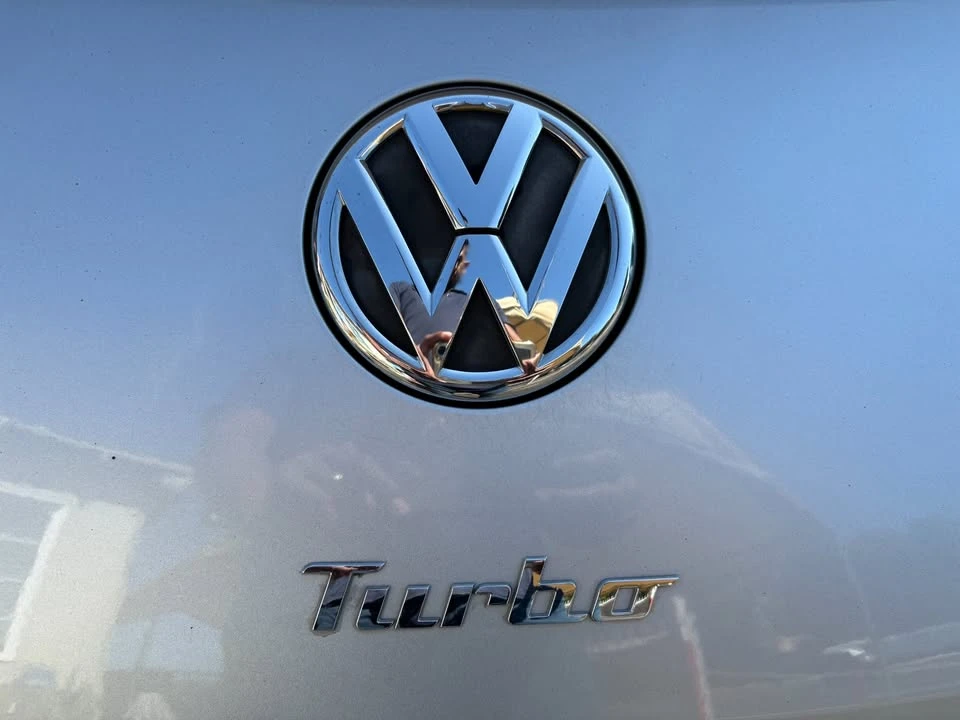 2012 Volkswagen A5 Beetle - Image 11 of 19