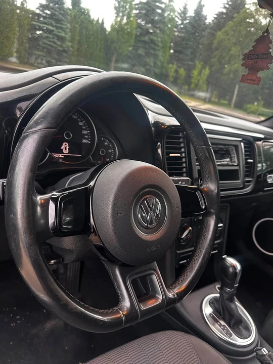 2012 Volkswagen A5 Beetle - Image 18 of 19