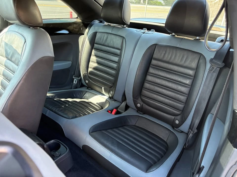 2012 Volkswagen A5 Beetle - Image 16 of 19