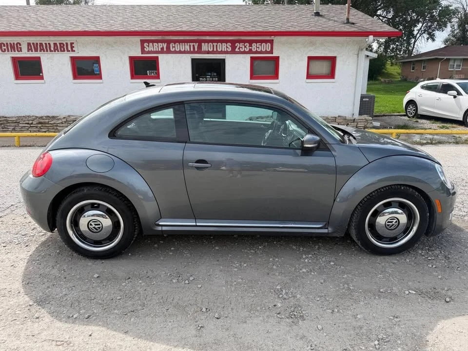 2012 Volkswagen A5 Beetle - Image 2 of 20