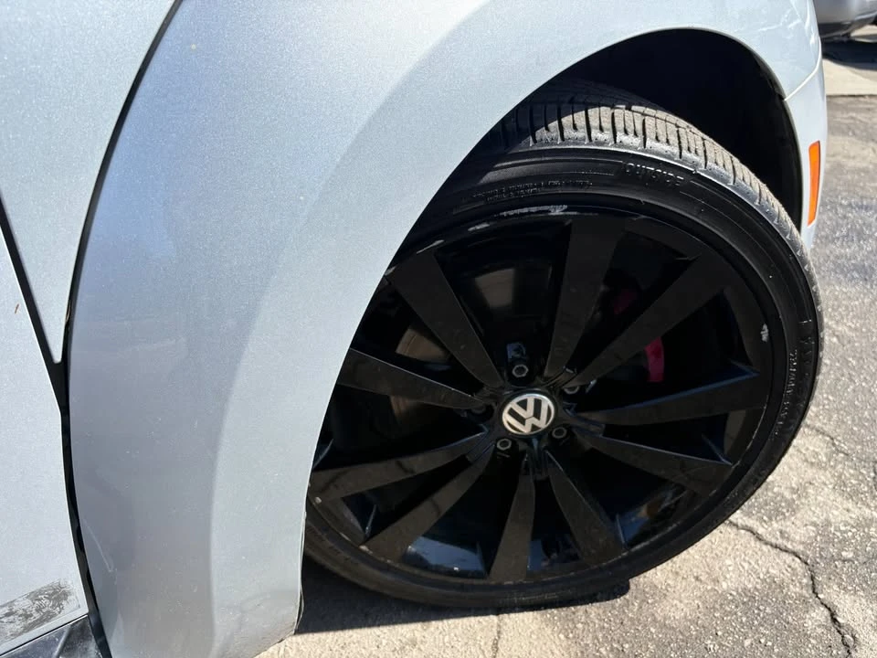 2012 Volkswagen A5 Beetle - Image 9 of 19