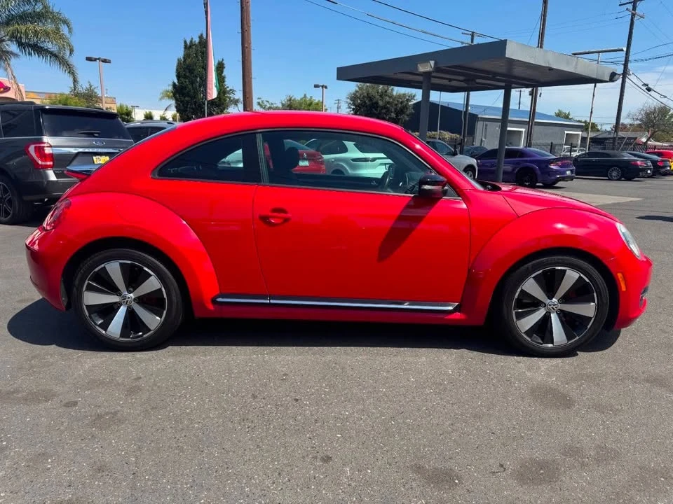 2012 Volkswagen A5 Beetle - Image 8 of 17