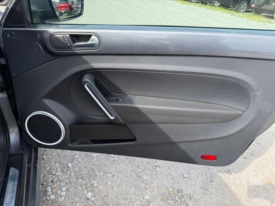 2012 Volkswagen A5 Beetle - Image 15 of 20