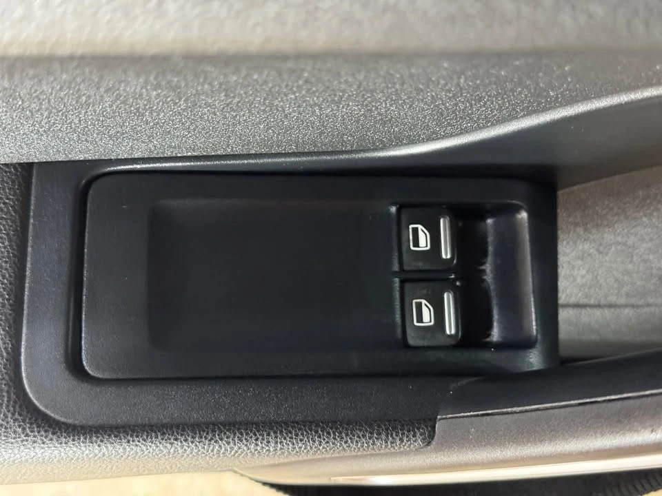 2012 Volkswagen A5 Beetle - Image 15 of 20