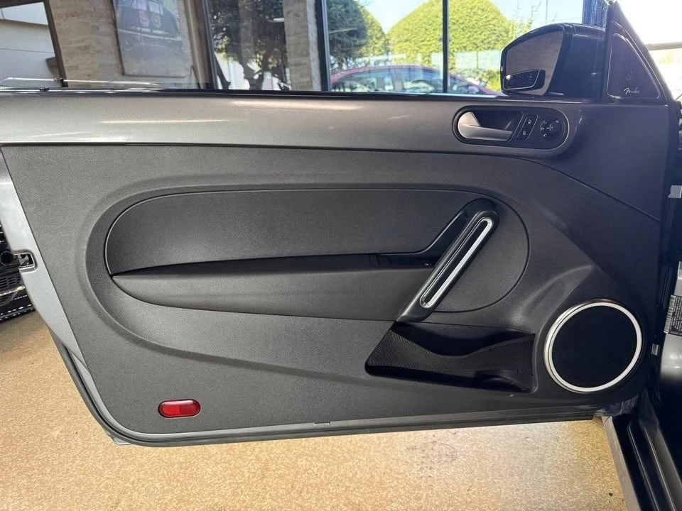 2012 Volkswagen A5 Beetle - Image 14 of 20