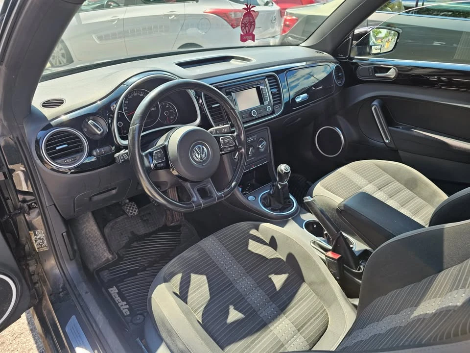 2012 Volkswagen A5 Beetle - Image 9 of 14