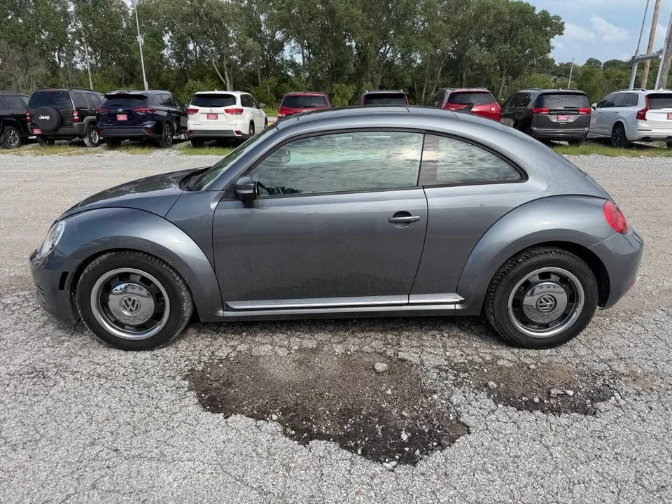 2012 Volkswagen A5 Beetle - Image 6 of 20