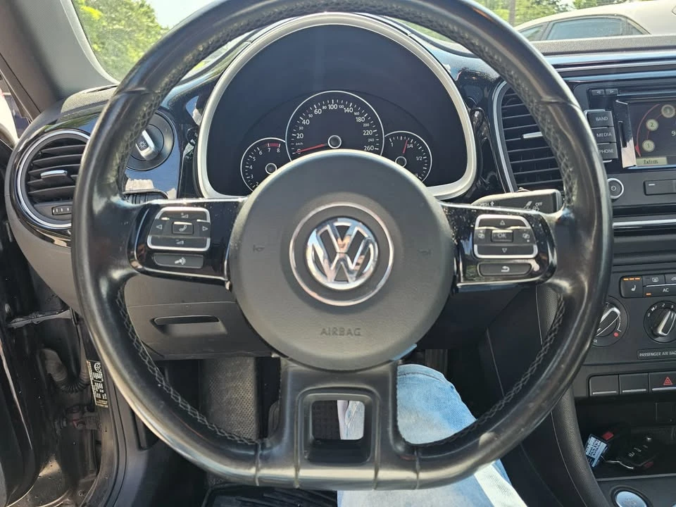 2012 Volkswagen A5 Beetle - Image 13 of 14