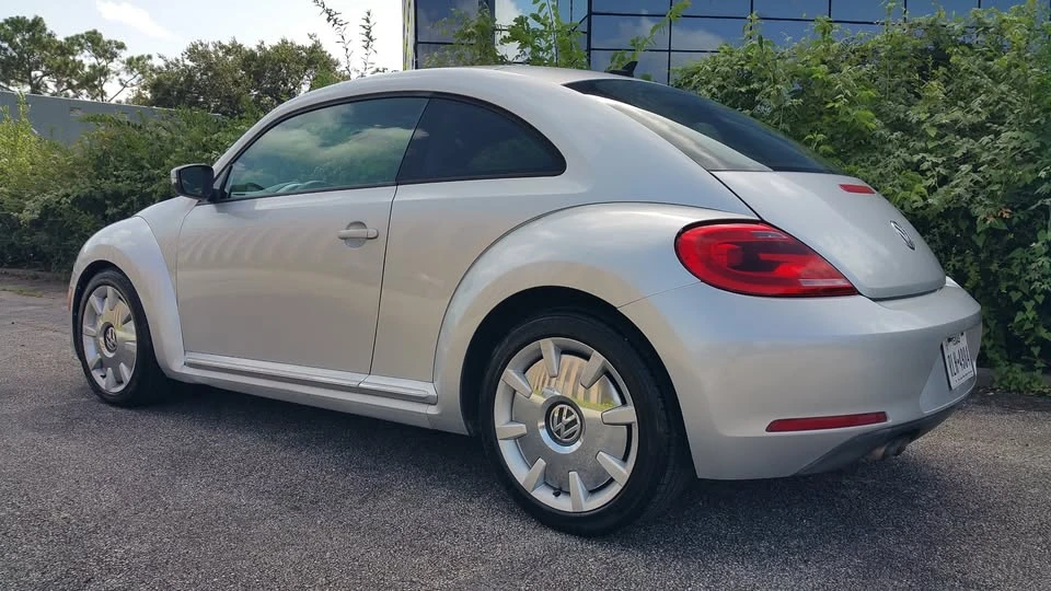 2012 Volkswagen A5 Beetle - Image 3 of 16