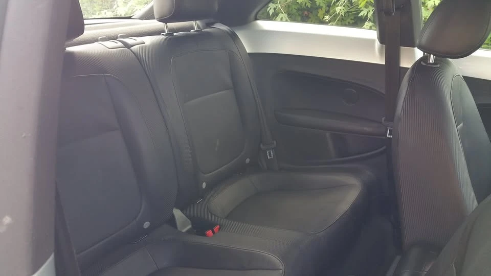 2012 Volkswagen A5 Beetle - Image 11 of 16