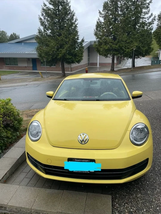 2012 Volkswagen A5 Beetle - Image 2 of 7