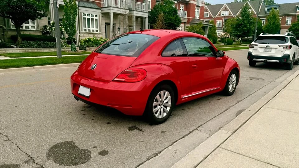 2012 Volkswagen A5 Beetle - Image 4 of 12