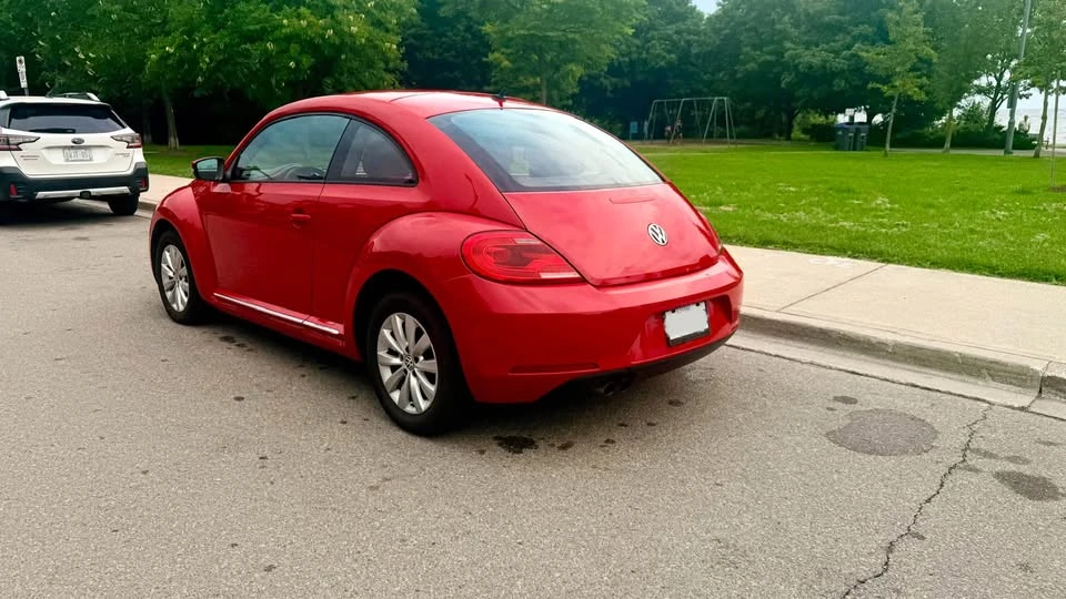 2012 Volkswagen A5 Beetle - Image 6 of 12